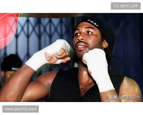 足球明星刘易斯的职业生涯与成就全景解析