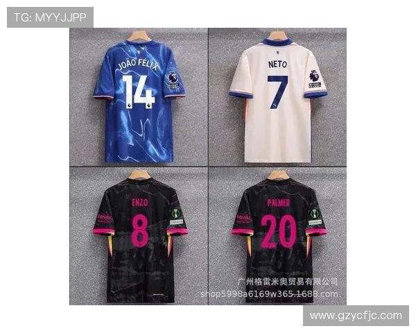 足球明星的时尚选择揭秘他们钟爱的运动品牌与服饰搭配