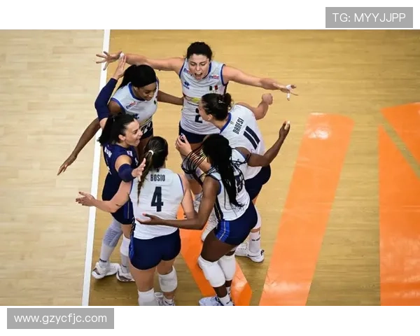 成都羽毛球队在总决赛积分榜中以89分稳居第一名展现强劲实力