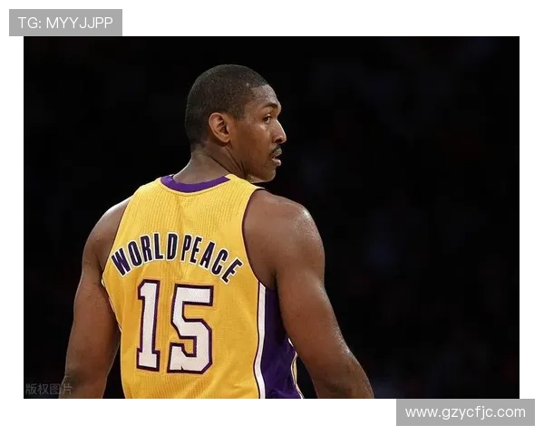 网红挑战足球明星谁能胜出引发全民热议与关注