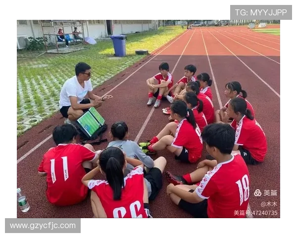 广州足球队在精英赛中的意识表现分析与反思